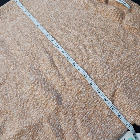 NWT, Pink Clover, Size L, Peach/Orange Color Knit Pullover Crewneck Sweater - Picture 10 of 11